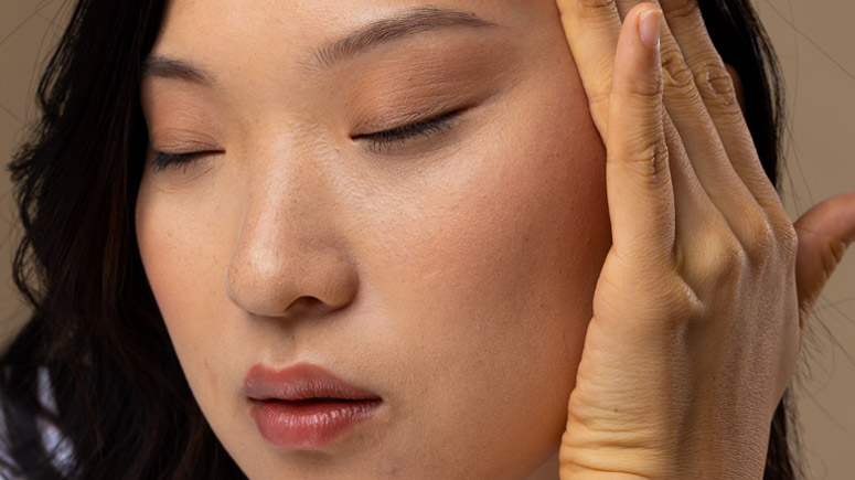 Signature Dental Aesthetics - How To Treat Fine Lines & Wrinkles Naturally In Bermuda: Understanding Botulinum Toxin Injections, Prf, And Skin Rejuvenation Options