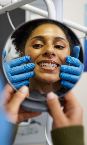Signature Dental Aesthetics - Peri Implantitis Treatment AAG