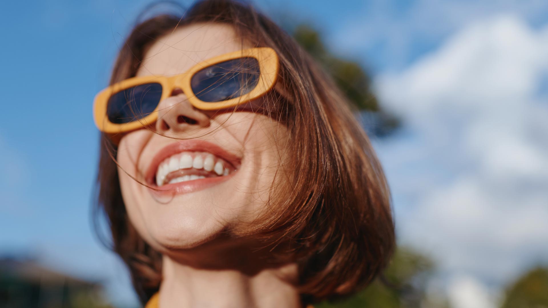 Signature Dental Aesthetics - Peri Implantitis Treatment