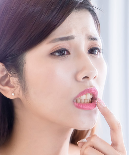 Signature Dental Aesthetics - Unhappy With Smile