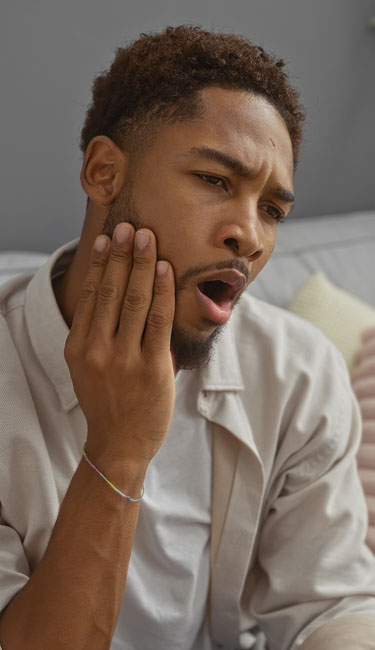 Signature Dental Aesthetics - What Do Wisdom Teeth Extraction Treat
