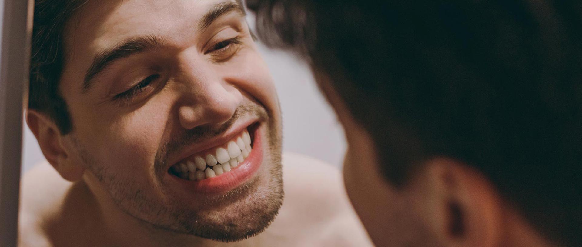 Signature Dental Aesthetics - What do Peri Implantitis Treatment Treat