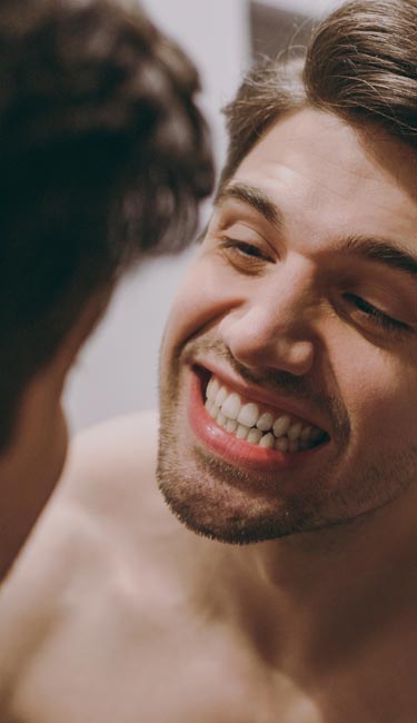 Signature Dental Aesthetics - What do Peri Implantitis Treatment Treat