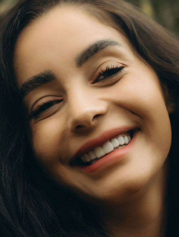Signature Dental Aesthetics - Why patient choose Porcelain Veneers
